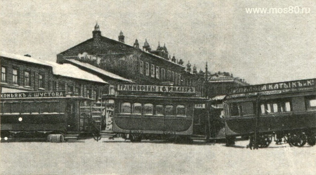 Баррикада из вагонов конки на Лесной улице близ Миусского трамвайного парка